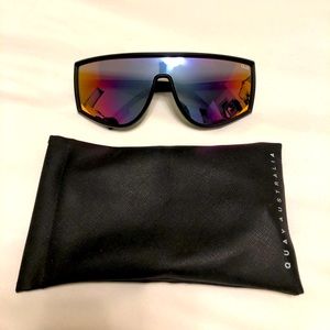 Quay cosmic sunglasses